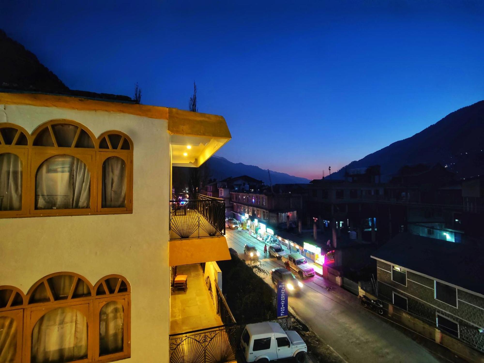 Surya International Hotel Manali Near Mall Road Exteriér fotografie