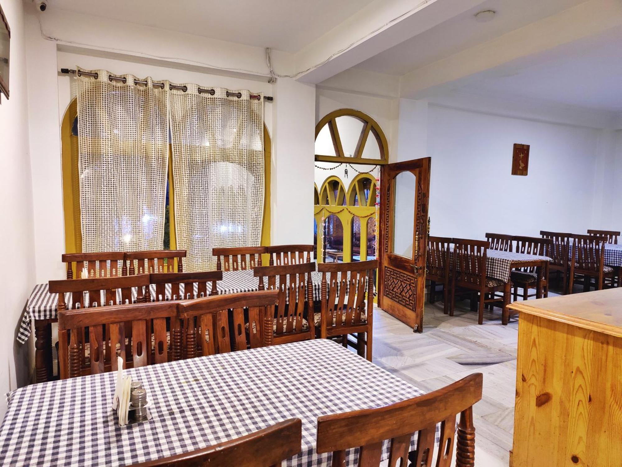 Surya International Hotel Manali Near Mall Road Exteriér fotografie