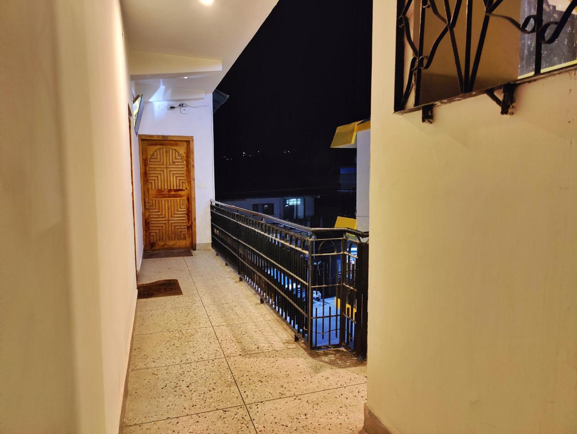 Surya International Hotel Manali Near Mall Road Exteriér fotografie