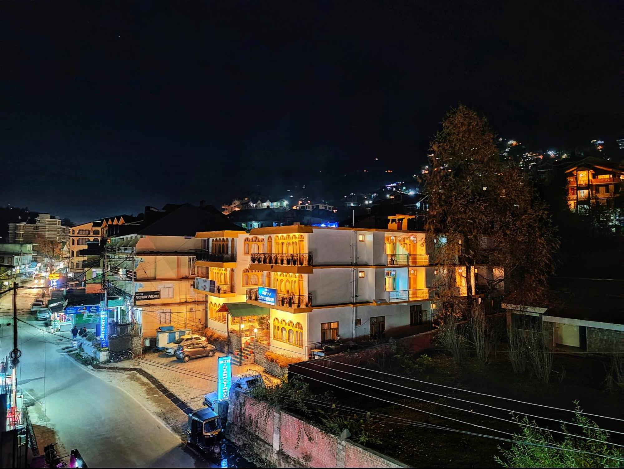 Surya International Hotel Manali Near Mall Road Exteriér fotografie