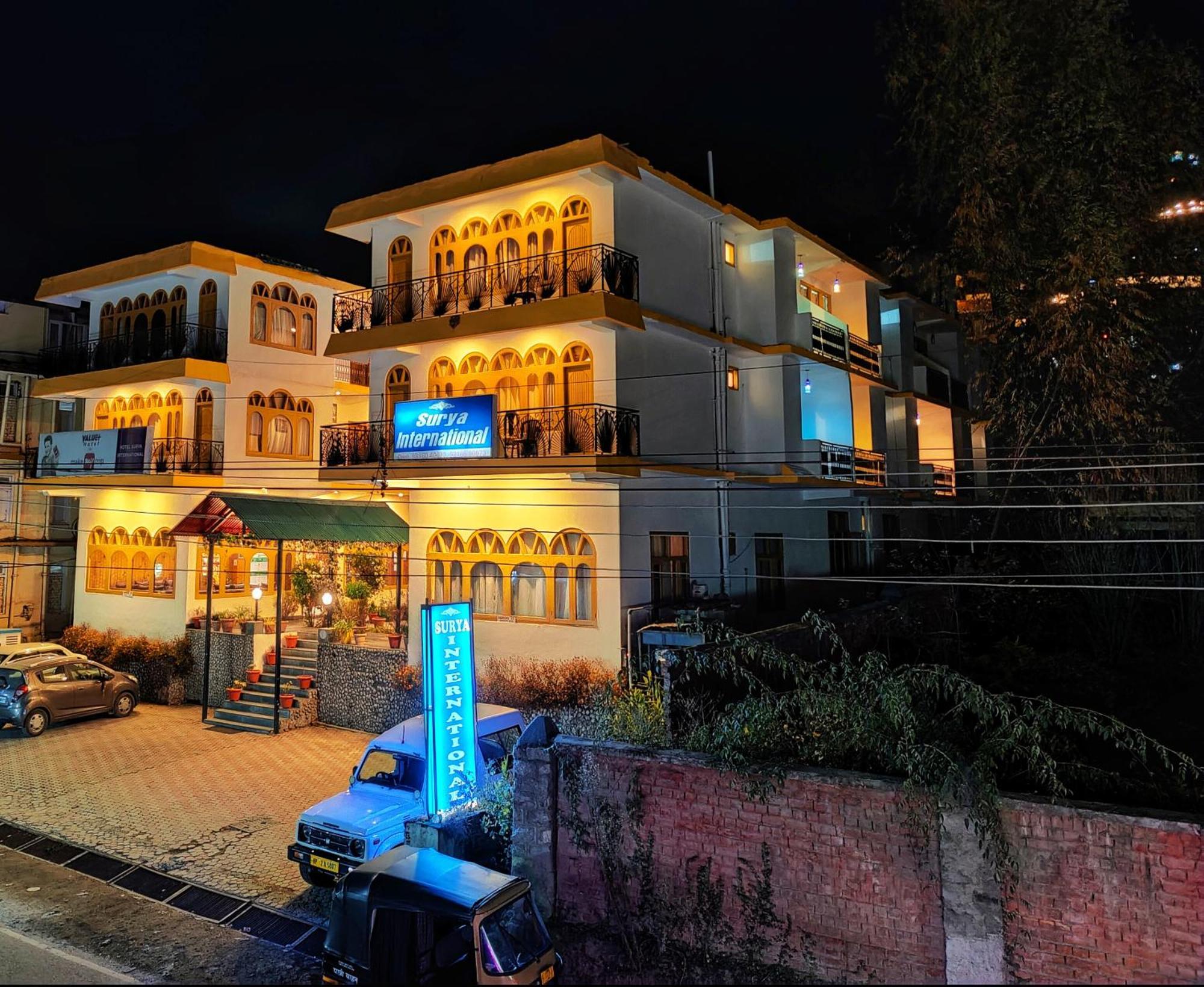Surya International Hotel Manali Near Mall Road Exteriér fotografie